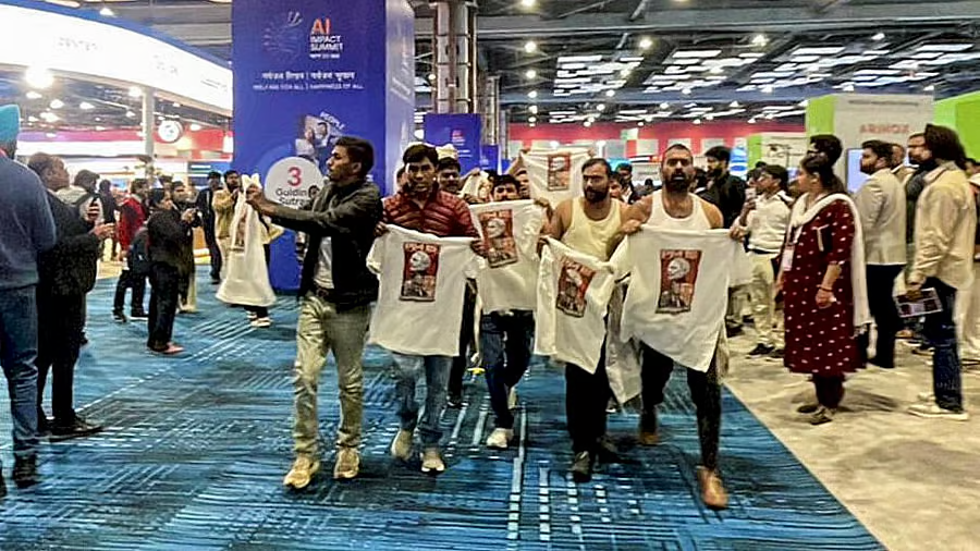 ‘Shirtless’ Protest: Delhi Court Extends Police Custody of Indian Youth Congress Workers Over AI Summit