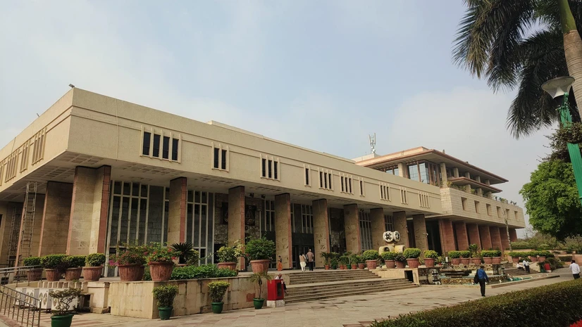 Delhi High Court Dismisses PIL Seeking Deregistration of AAP, Disqualification of Arvind Kejriwal